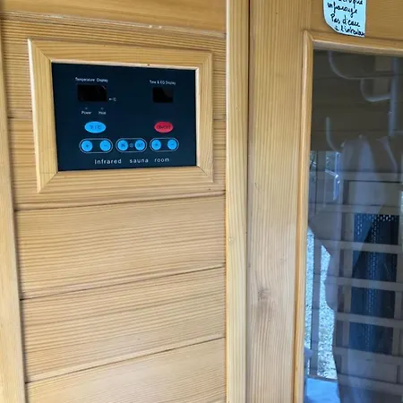 Maison Et Son Jardin Situés Dans Le Condroz Villa