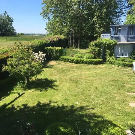 Maison Et Son Jardin Situes Dans Le Condroz Villa Marchin