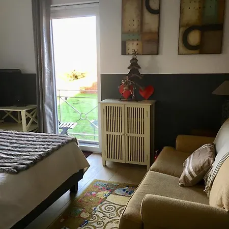 Villa Maison Et Son Jardin Situes Dans Le Condroz Marchin