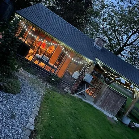 Maison Et Son Jardin Situés Dans Le Condroz