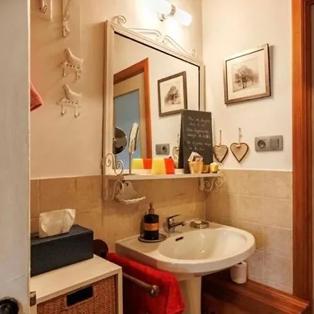 Maison Et Son Jardin Situes Dans Le Condroz Villa *